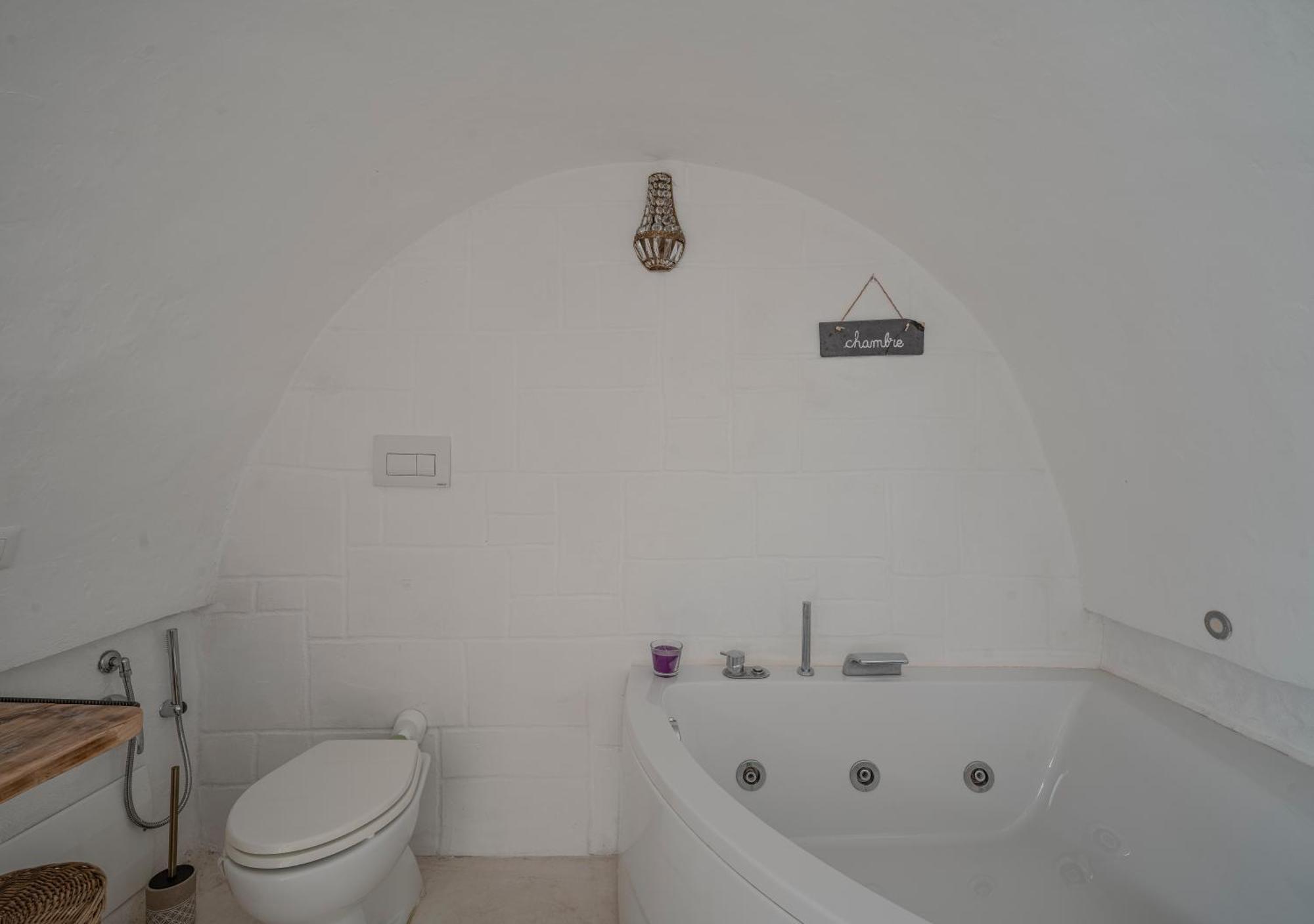 Casalice - Tradizione E Comfort A Ostuni Exterior photo